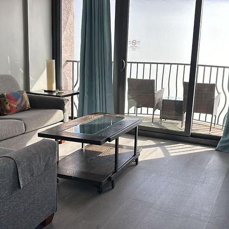 Hosteeva 17Th Floor Palms Resort Penthouse Oceanfront W Balcony 미를 비치 외부 사진