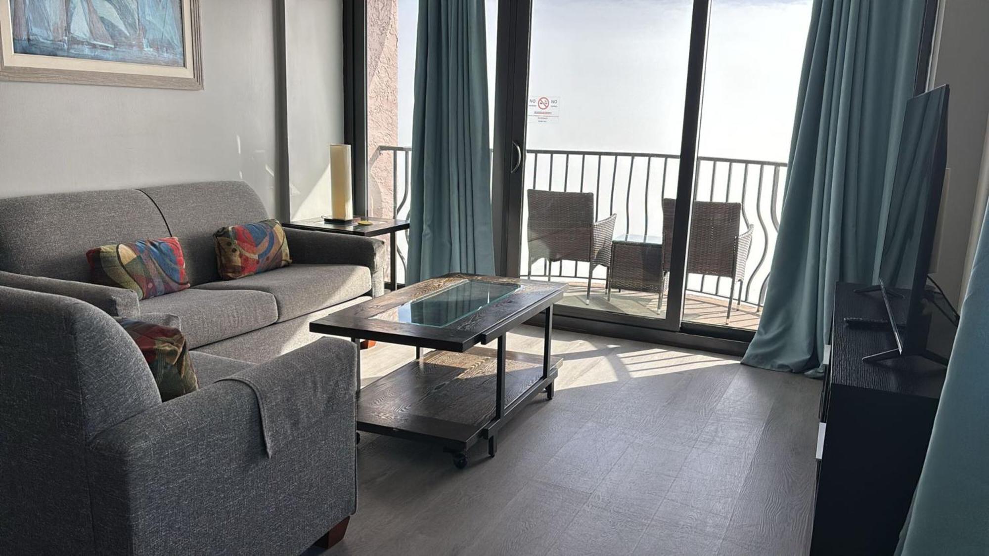 Hosteeva 17Th Floor Palms Resort Penthouse Oceanfront W Balcony 미를 비치 외부 사진
