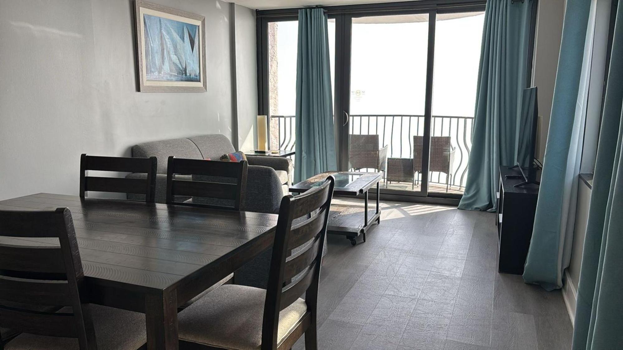 Hosteeva 17Th Floor Palms Resort Penthouse Oceanfront W Balcony 미를 비치 외부 사진
